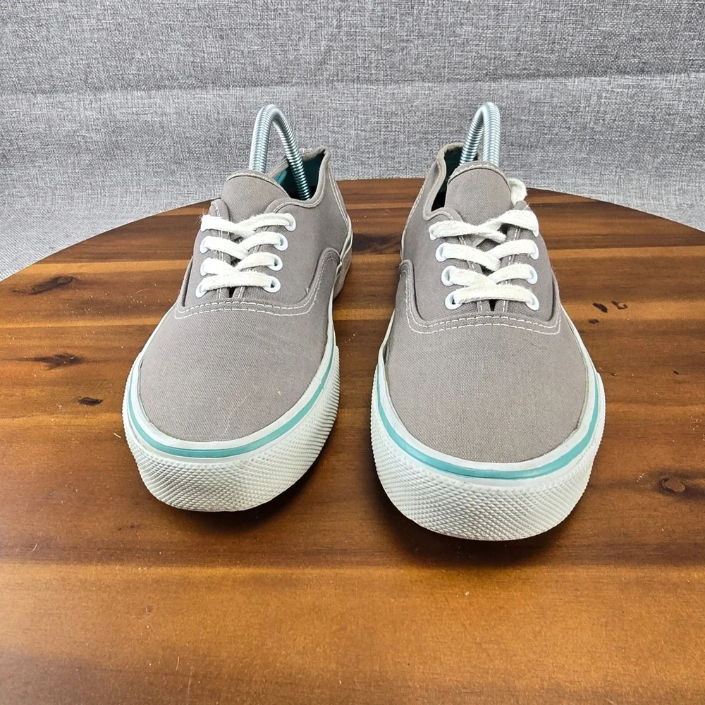 Airwalk Women's Canvas Sneakers Shoes Size 8 Gray Low Top Lace Up‎ Casual